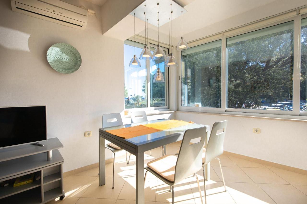קרק Apartment Portapisana Just 50M From The Beach מראה חיצוני תמונה
