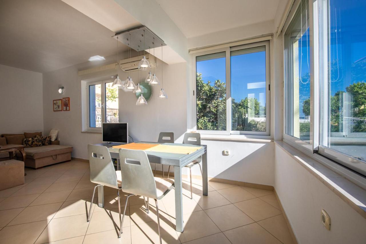 קרק Apartment Portapisana Just 50M From The Beach מראה חיצוני תמונה